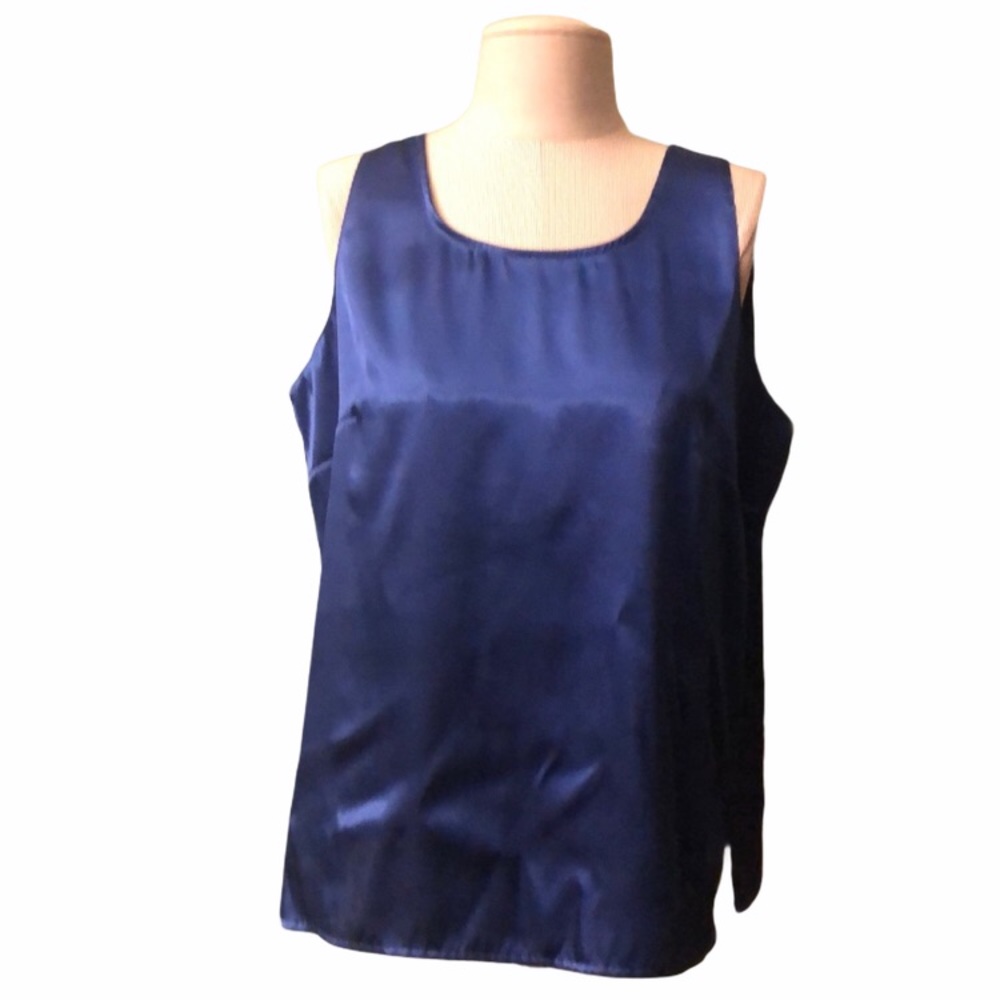 3/$18 Basic Editions blue sleeveless blouse size large